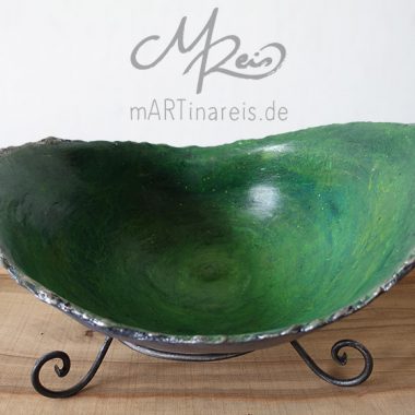 Belly Bowl in green-silver